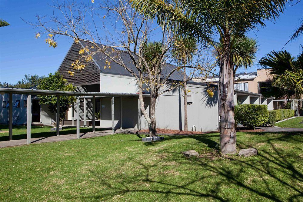 Hostel Kiwi Airport Backpackers Auckland Exterior foto